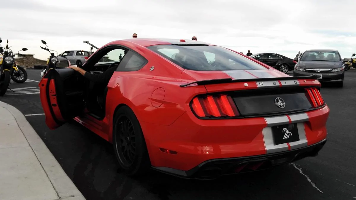 2015 Shelby Mustang GT350-2.webp
