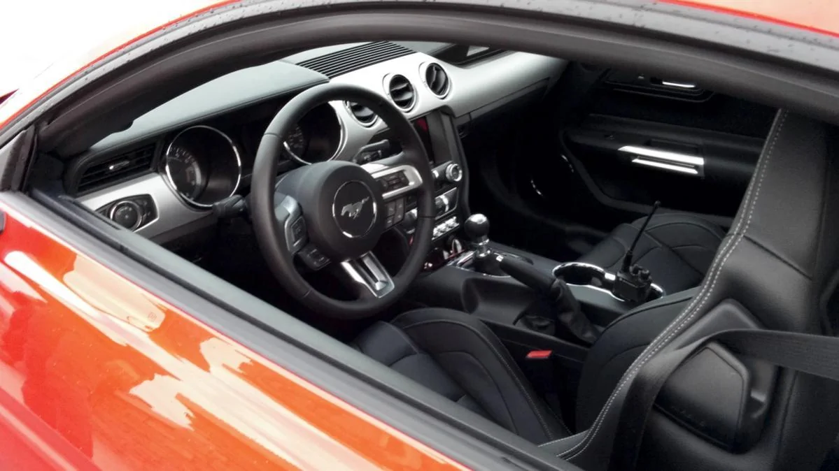 2015 Shelby Mustang GT350-4.webp