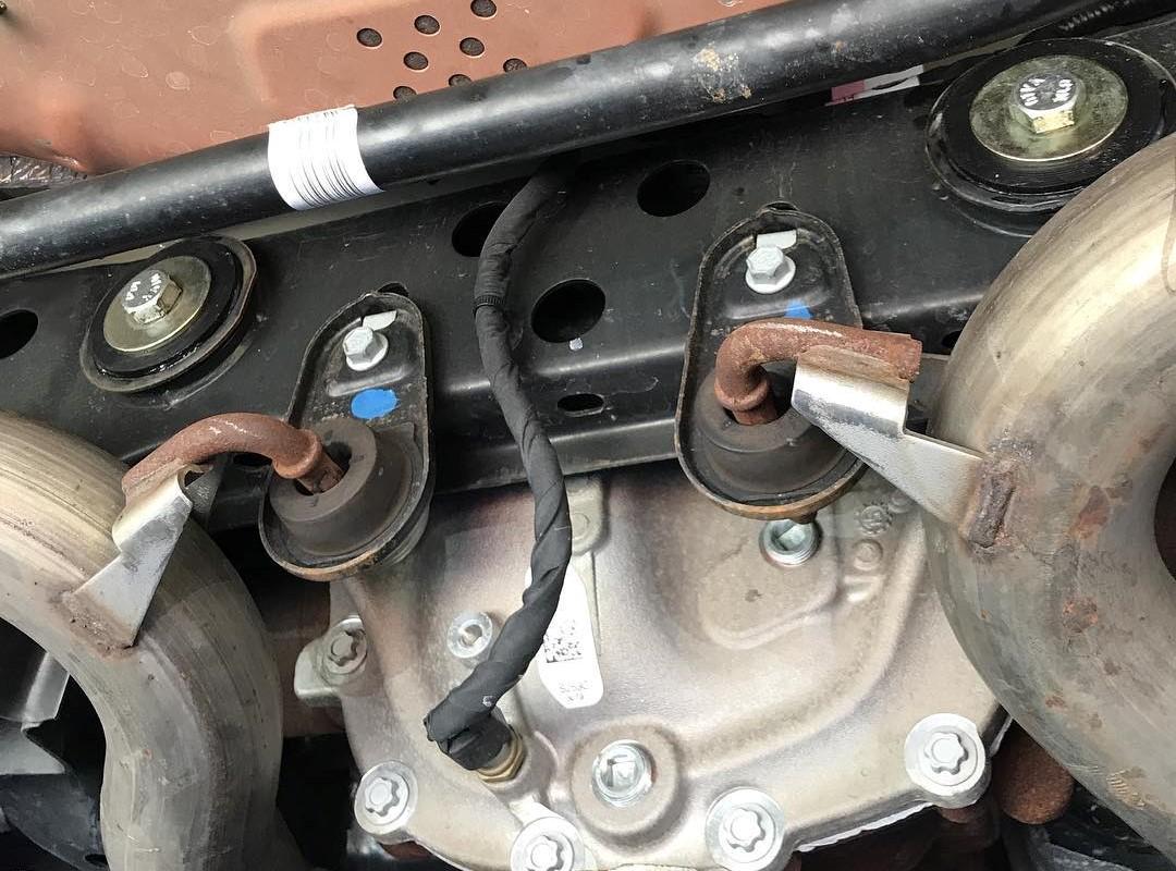 Diffbushings.jpg