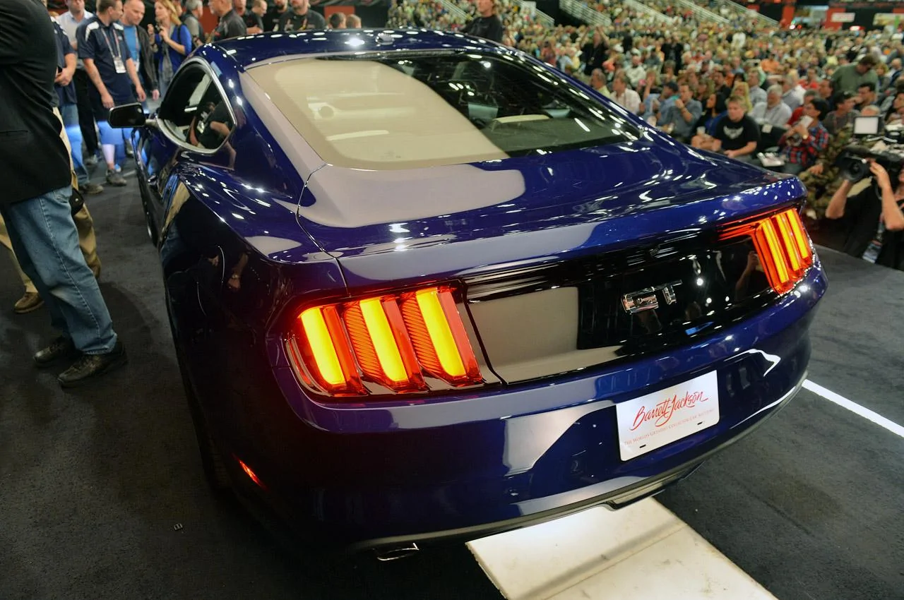 09-2015-ford-mustang-bj14.webp
