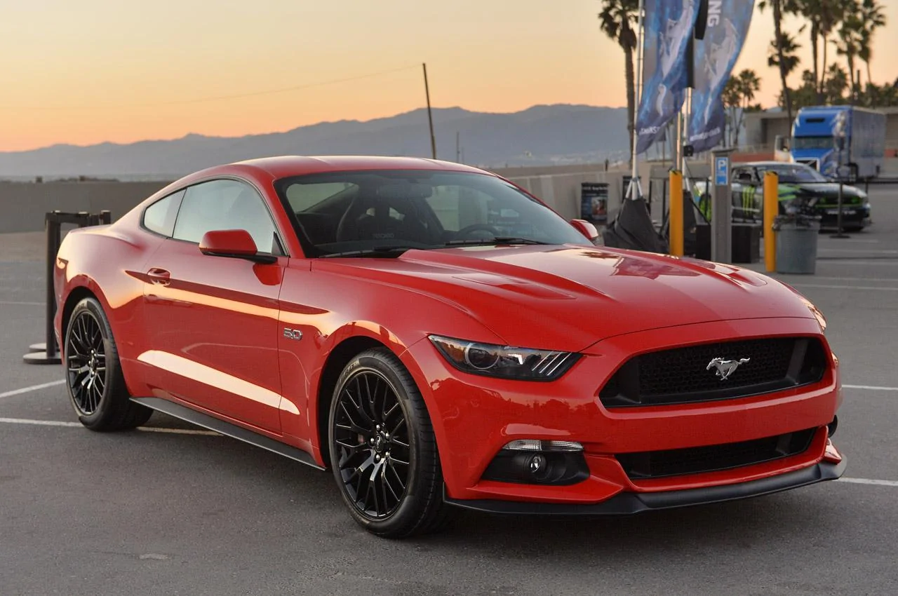 05-2015-ford-mustang-venice.webp