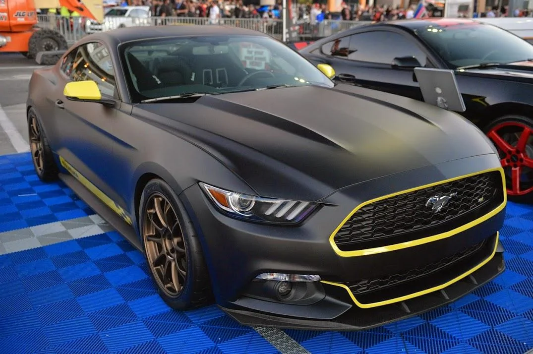 01-mountune-2015-mustang-sema.webp