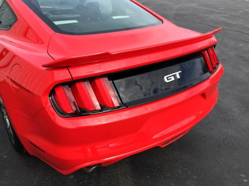 15mustangspoiler2112.webp