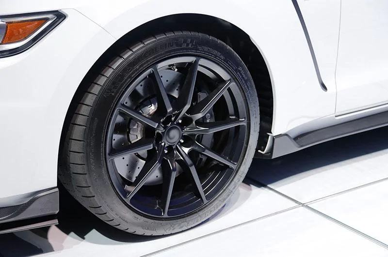 ford-gt350-01.webp