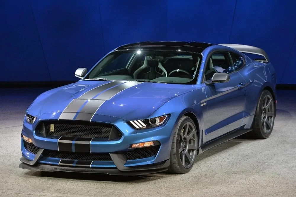 03-2016-shelby-gt350r-detroit-1.webp