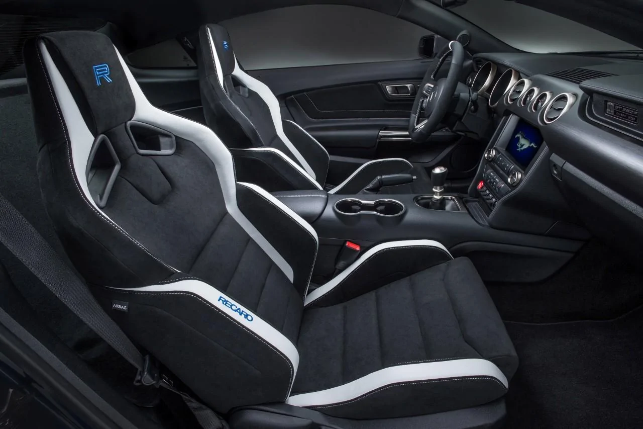 ShelbyGT350R_11_HR.webp
