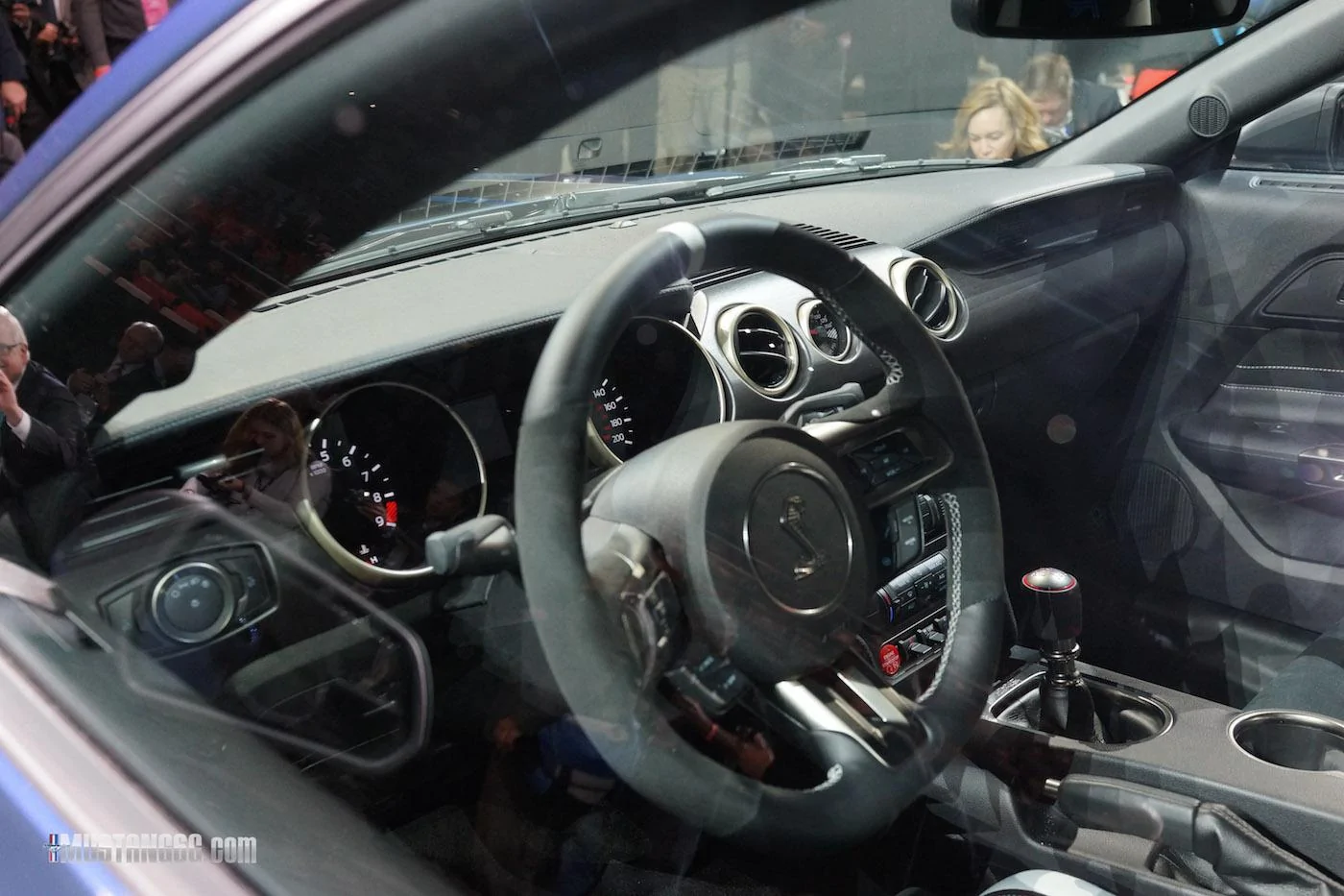 GT350R Interior.webp