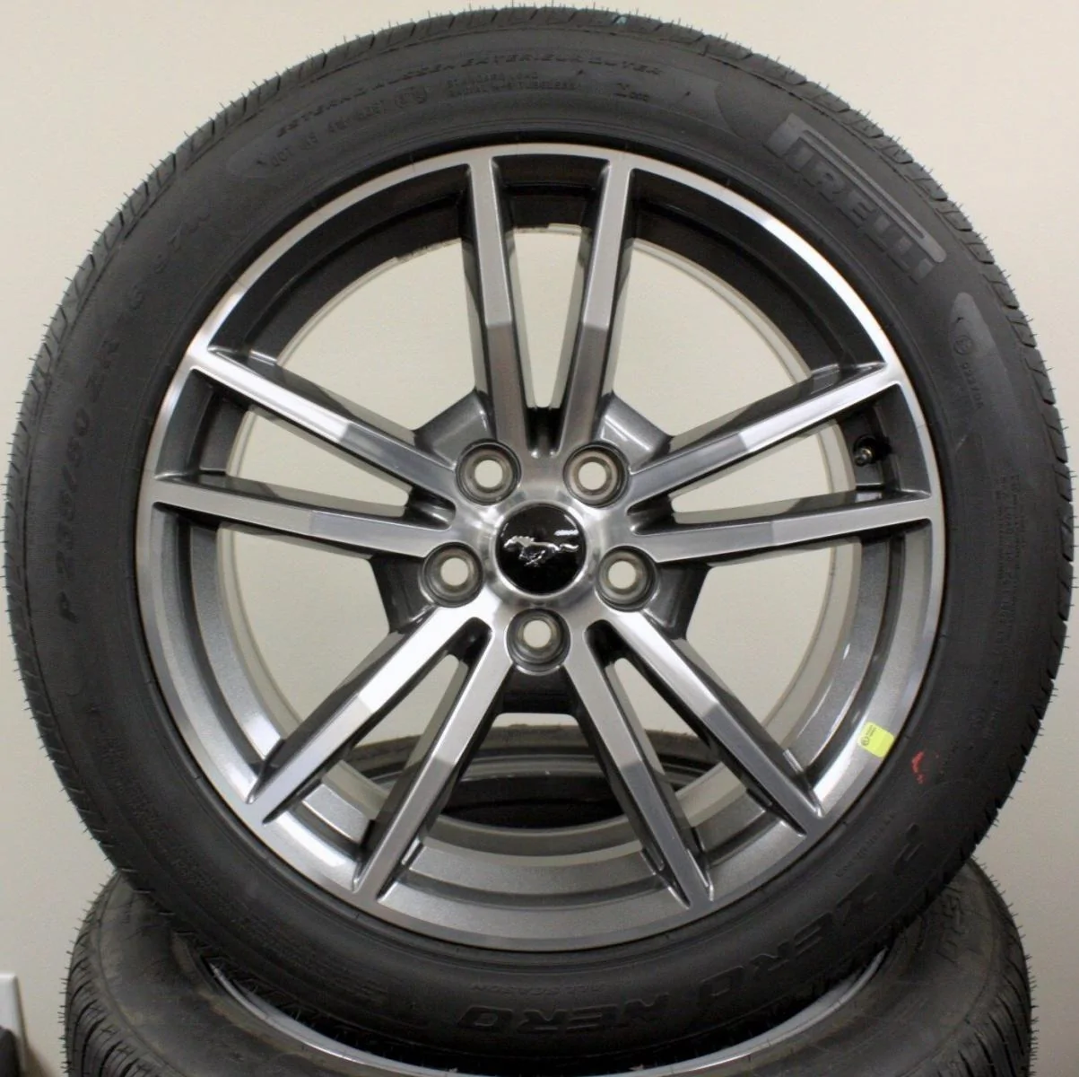 2015 Mustang Wheels and Tires 5.webp
