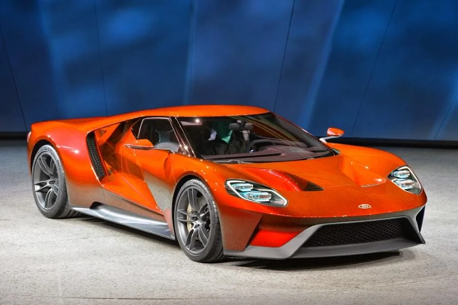 01-ford-gt-concept-detroit-1.webp
