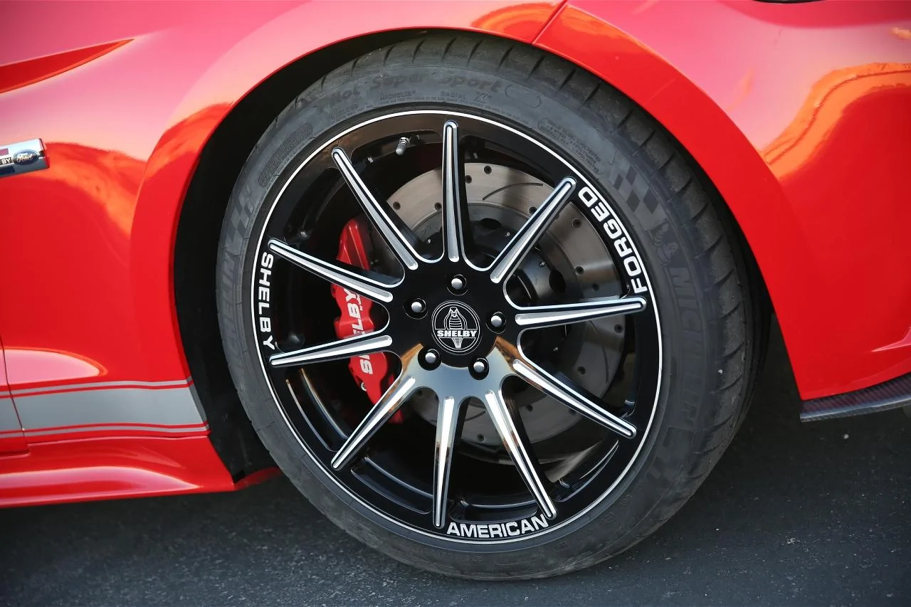2015-shelby-american-gt-wheel-and-caliper.webp