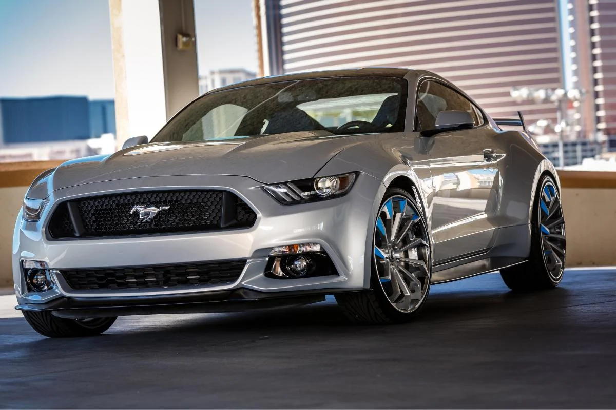 2015-forgiato-widebody-mustang-04.webp