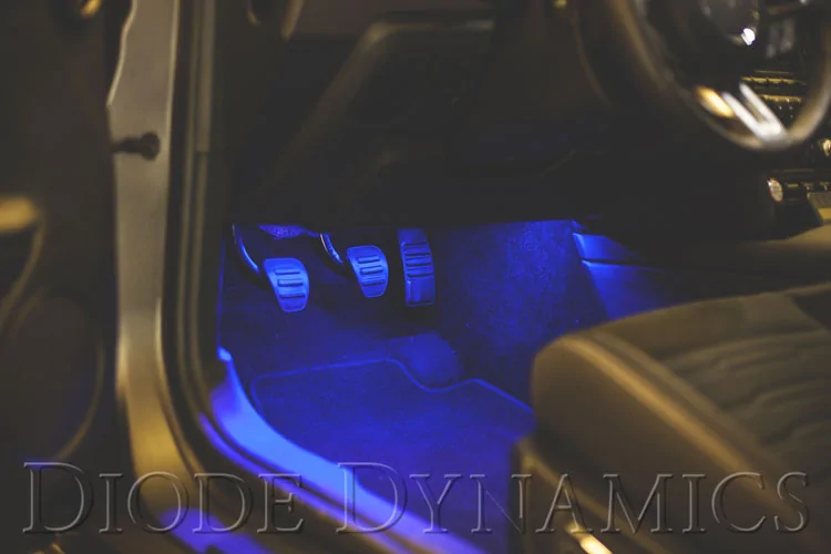 15_mustang_multicolor_footwell_blue.webp