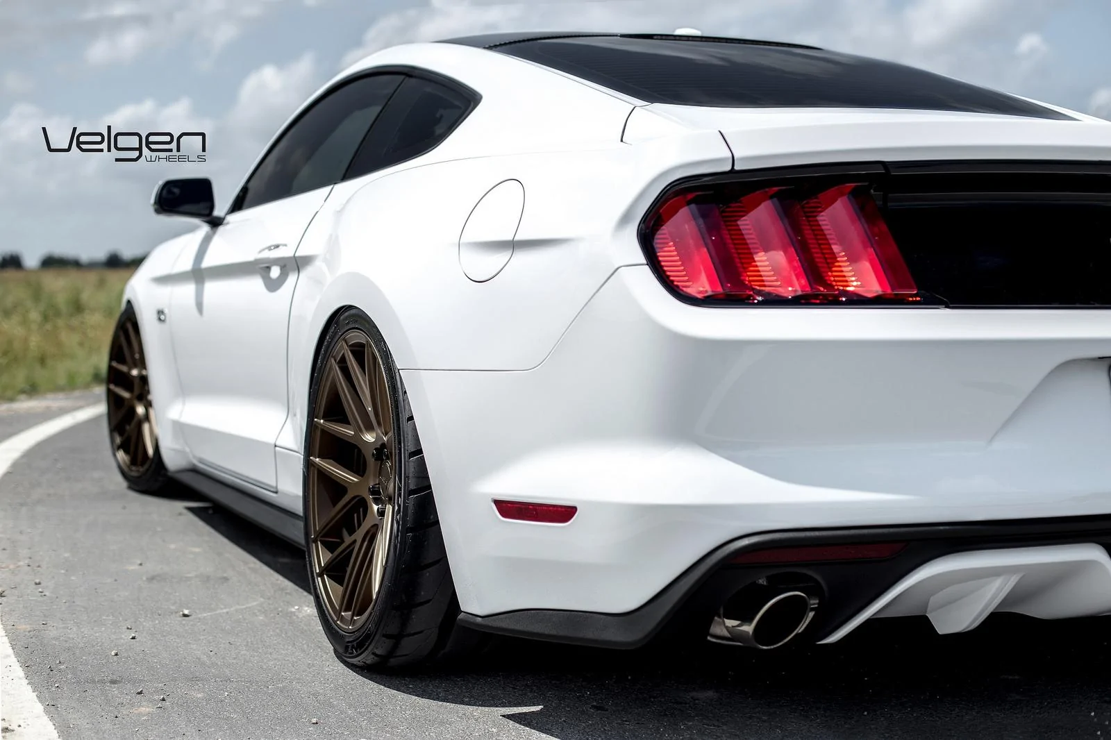Oxford-White-Mustang-VMB7-Satin-Bronze-8.webp