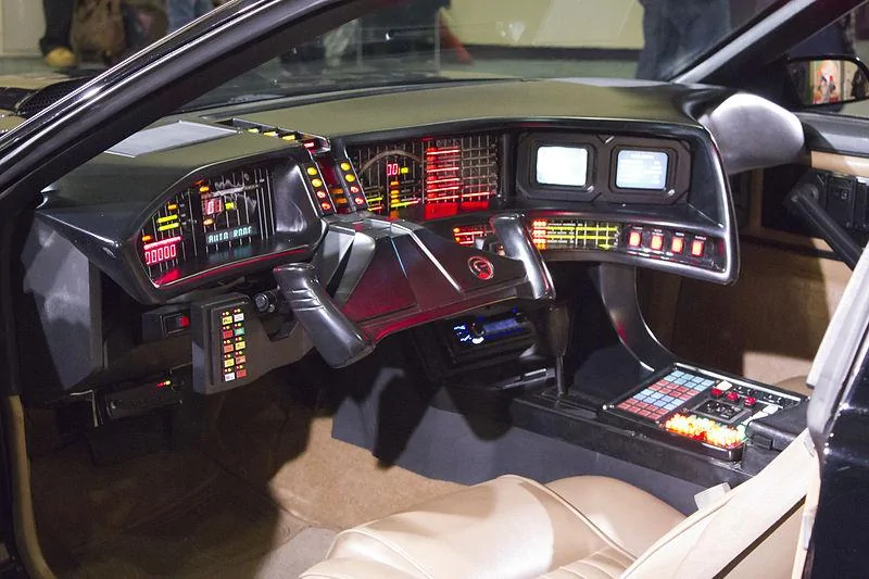 800px-KITT_Interior_at_Toronto_Auto_Show_2011.webp