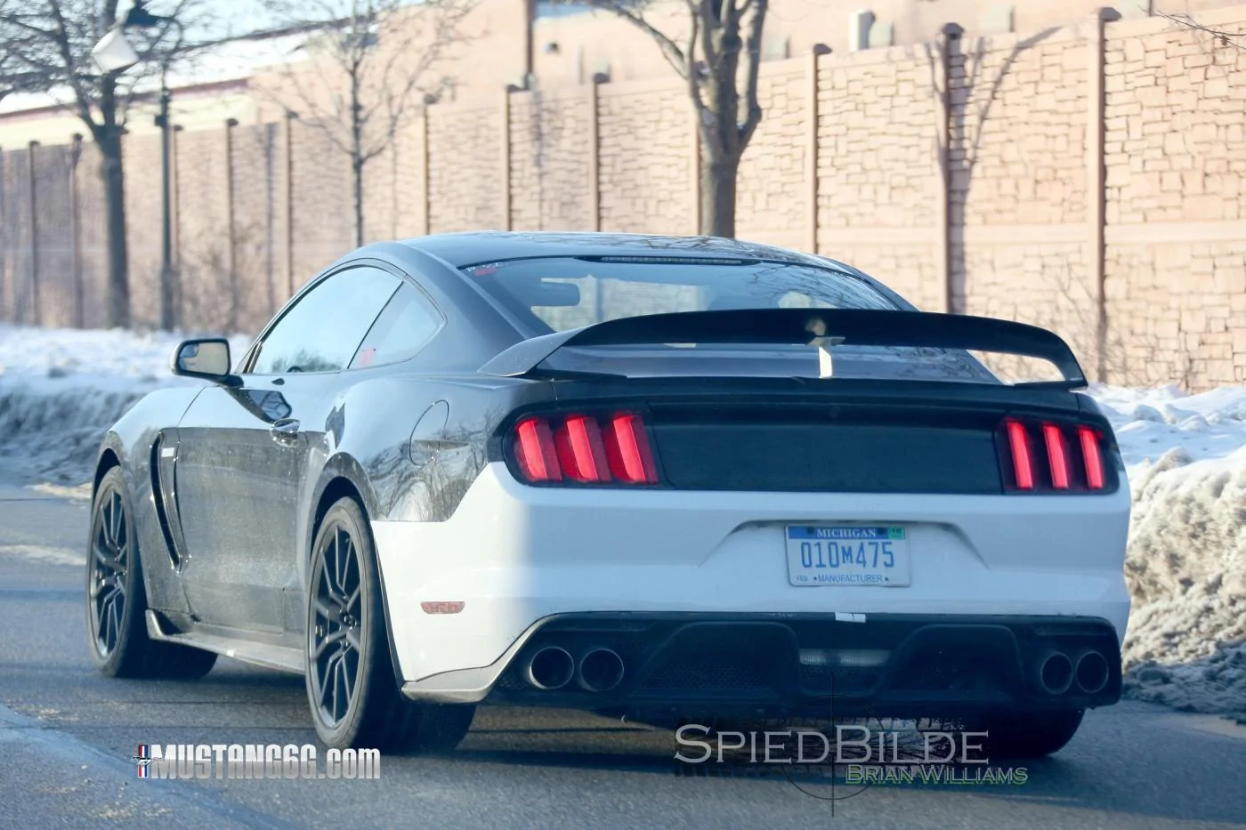 2016 Shelby GT350R Mustang-1.webp