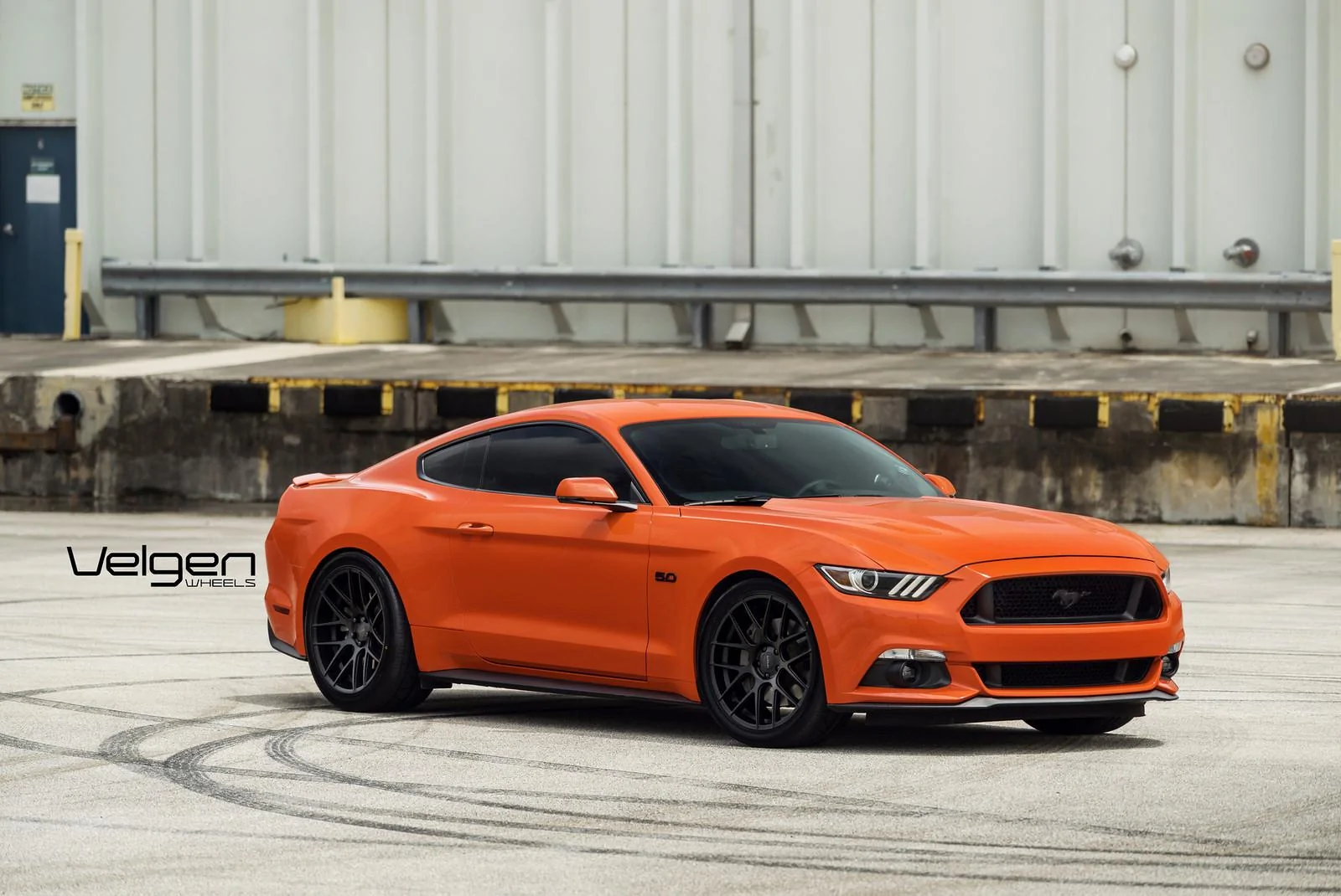 CO-Mustang-on-Velgen-Wheels-VMB7-SB-3.webp