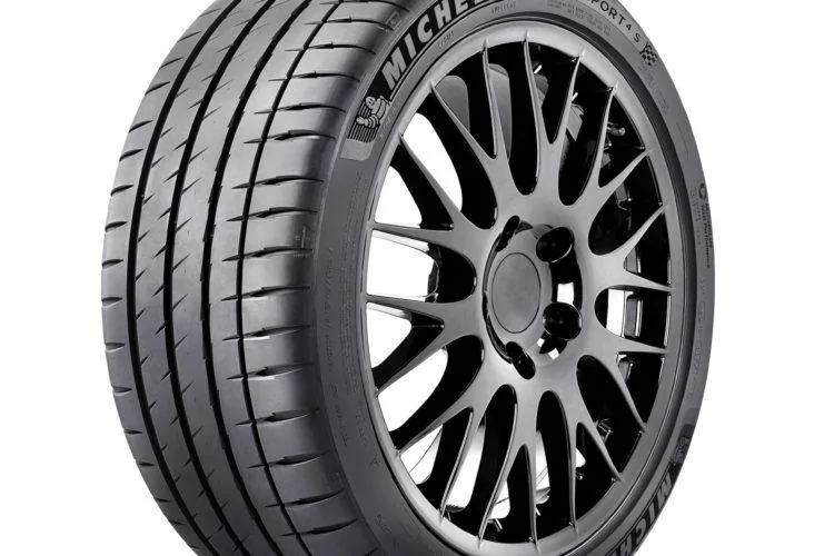 Michelin-Pilot-Sport-4-4-750x500.webp
