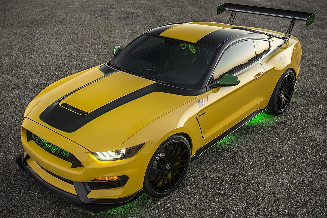 Ford-Mustang-P-51-4.jpg