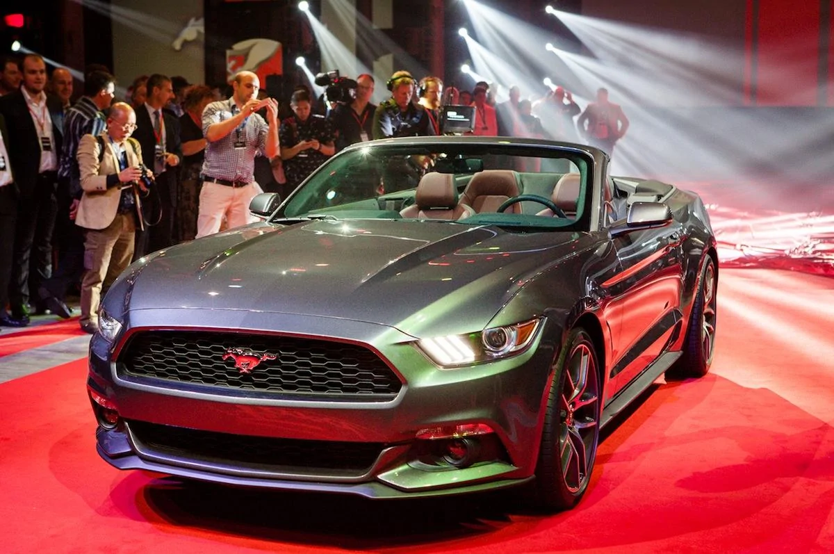 Sydney-Event-Reveal-2015-Ford-Mustang-convertible-front-three-quarters.webp