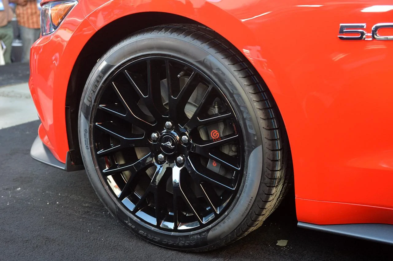 17-2015-ford-mustang-live-1.webp