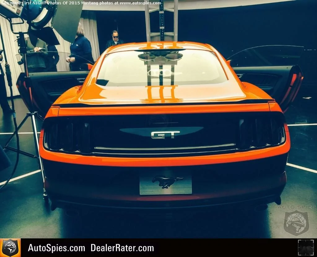 auto-show-photos-1.webp