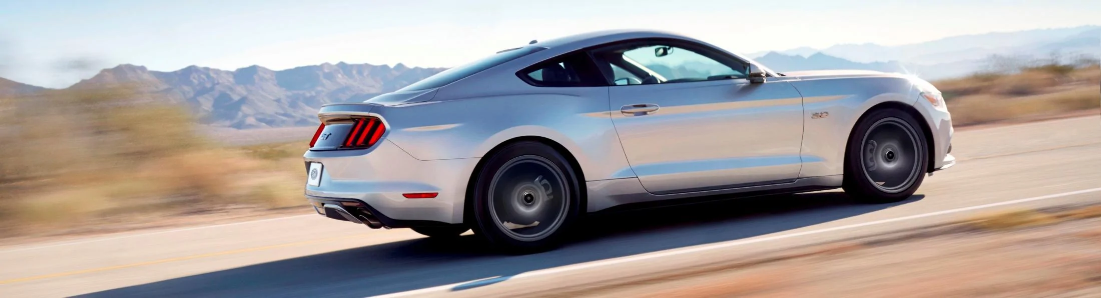 2015-Ford-Mustang-GT-in-Silver-17.webp