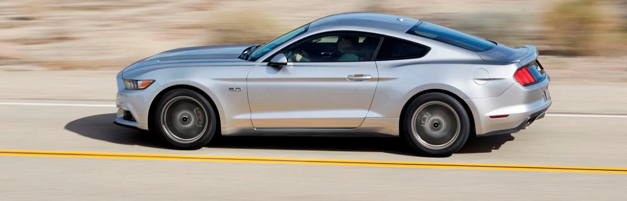 2015-Ford-Mustang-GT-in-Silver-19.webp