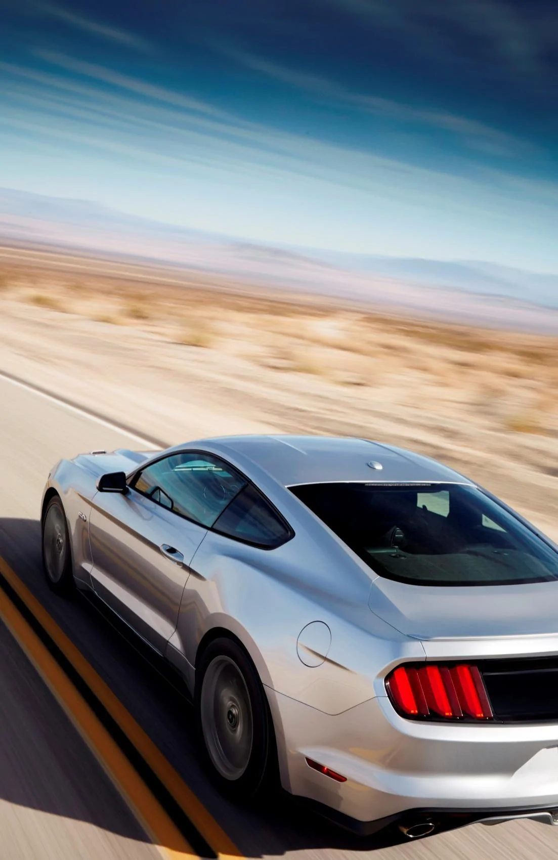 2015-Ford-Mustang-GT-in-Silver-6.webp