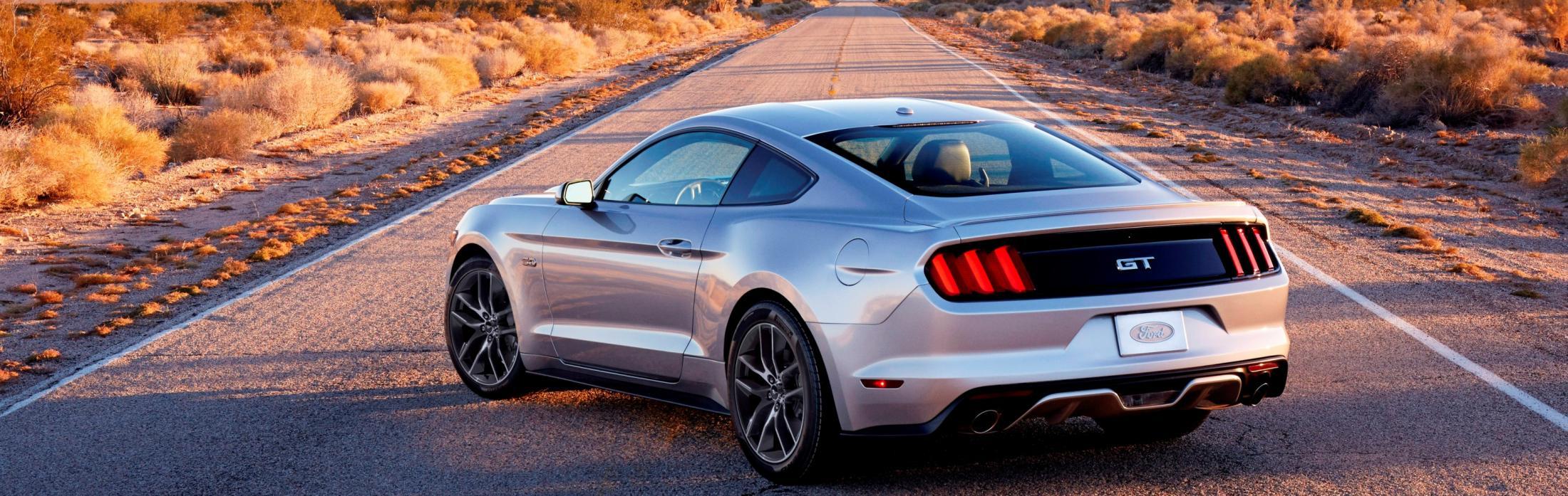 2015-Ford-Mustang-GT-in-Silver-24.jpg