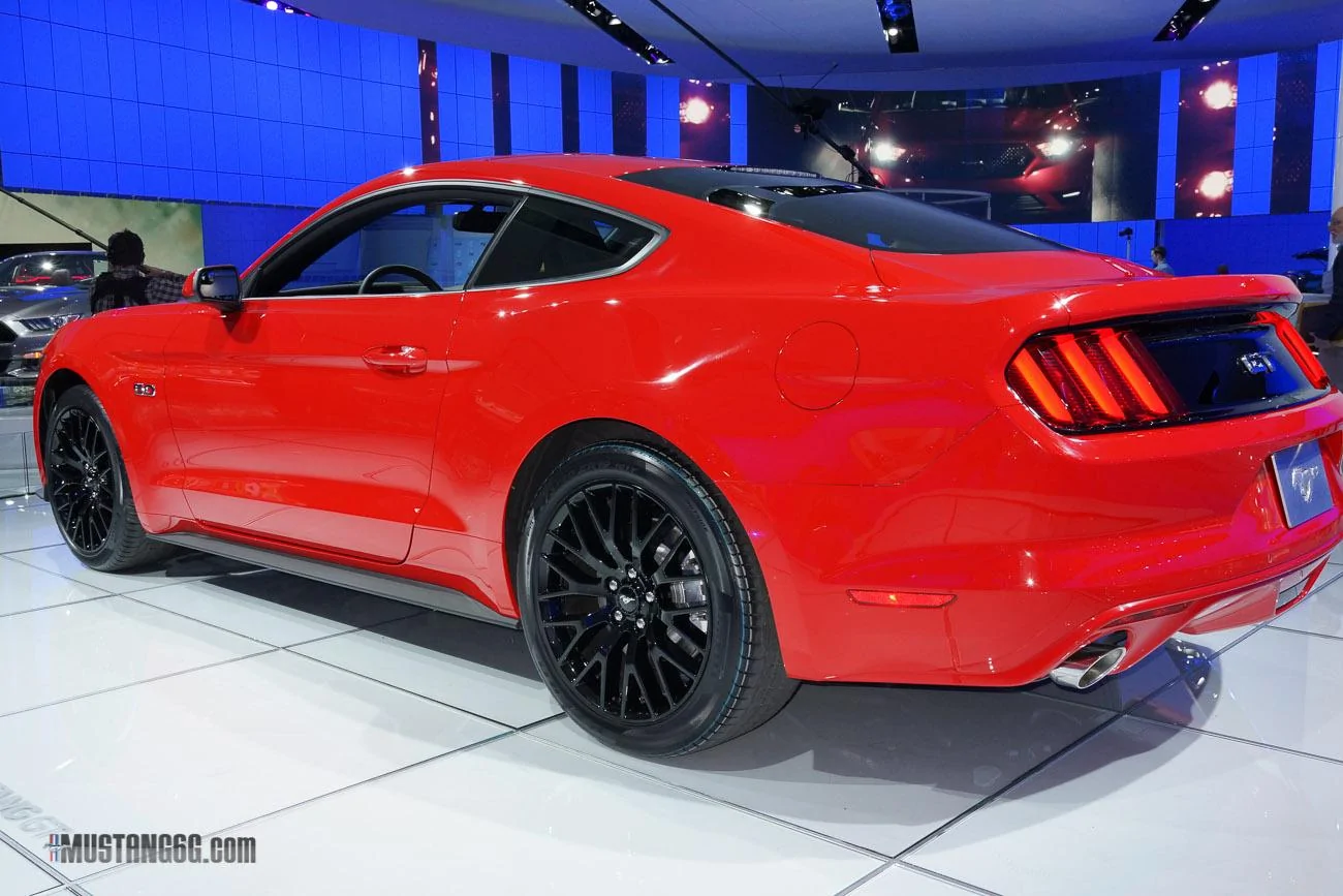 2015 Mustang GT Race Red-9.webp