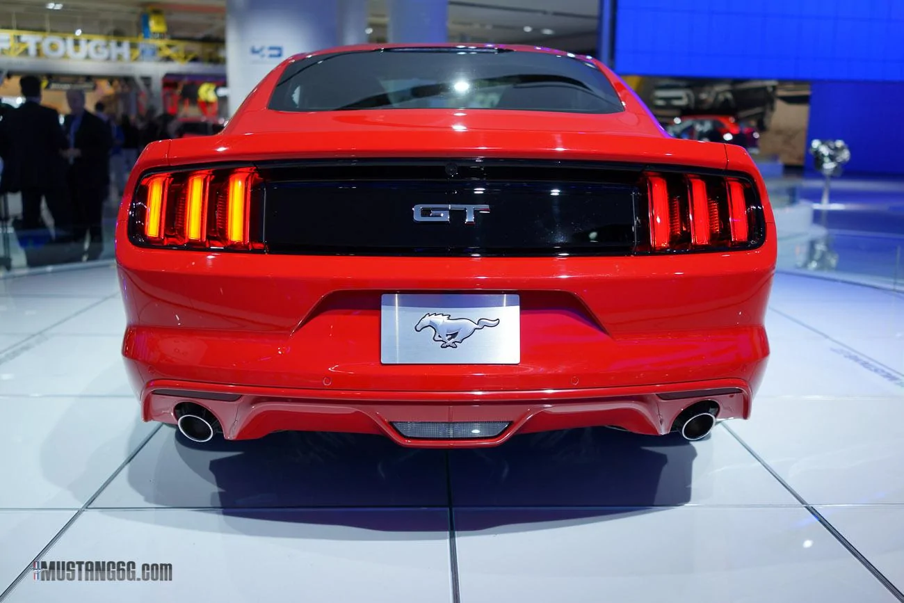 2015 Mustang GT Race Red-10.webp