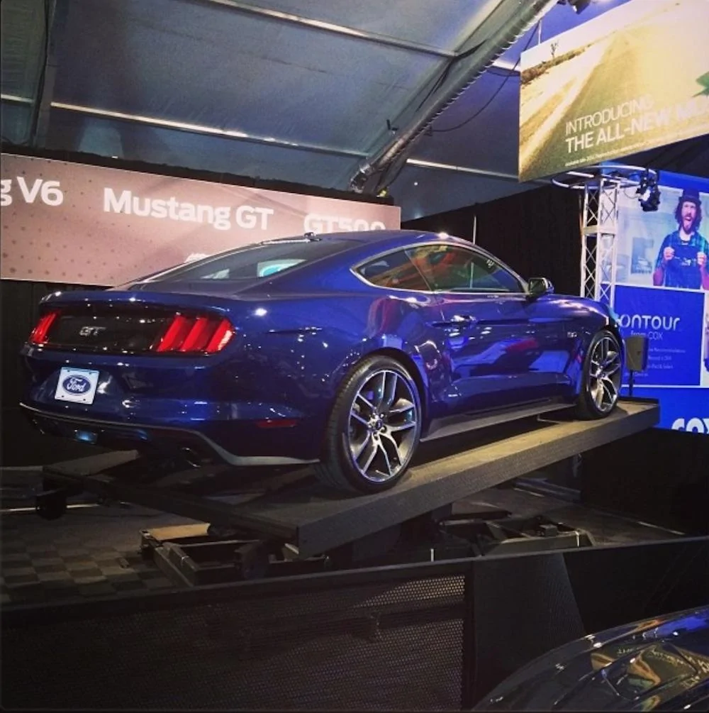2015 Mustang GT Deep Impact Blue-2.webp