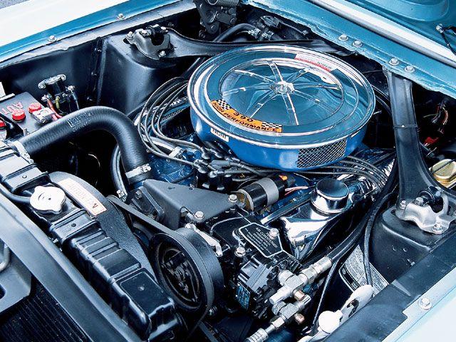 mump_0606_04z+1967_ford_mustang_fastback+engine_view.jpg