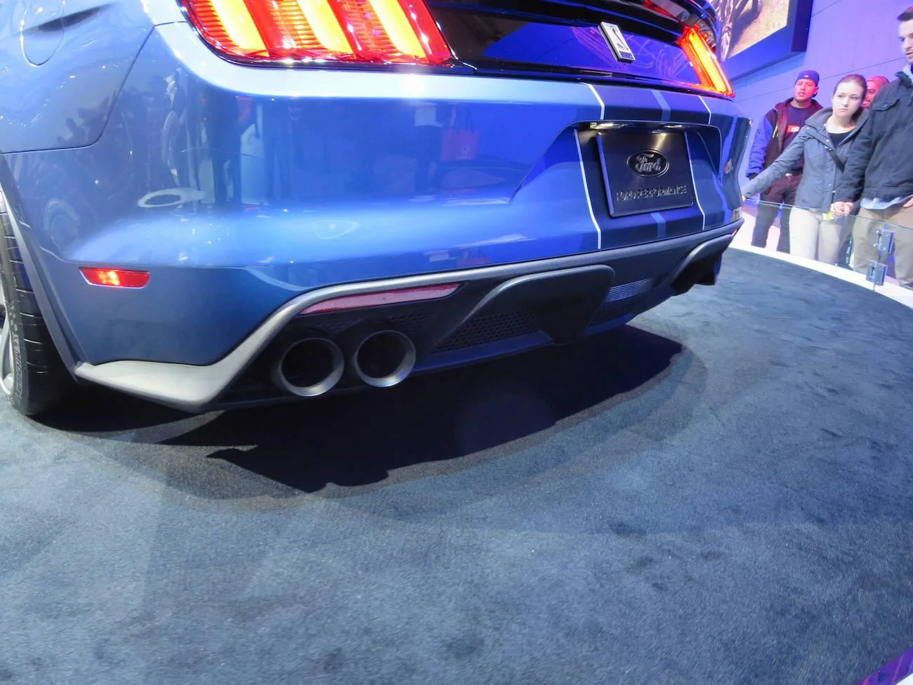 gt350r-5.webp