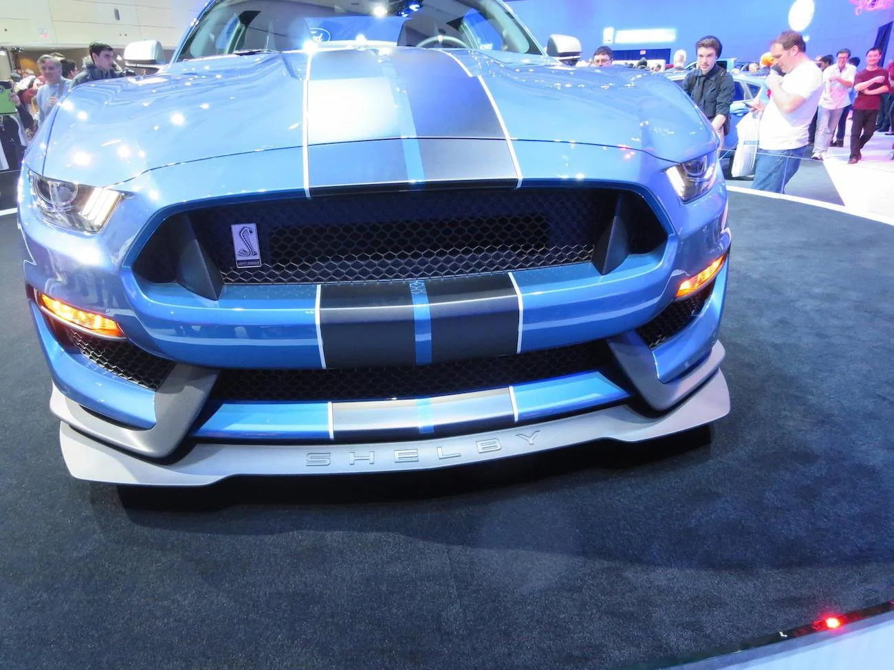 gt350r-11.webp