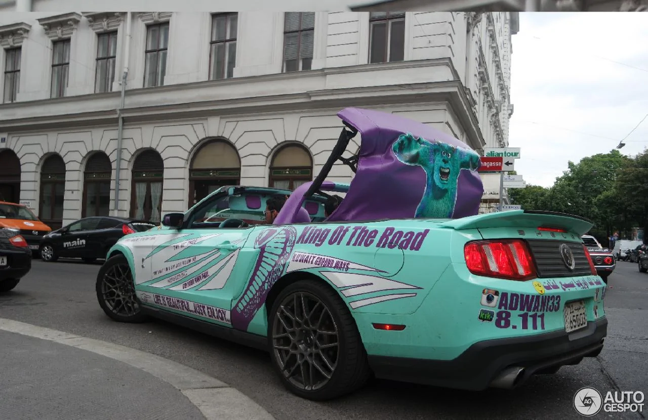 ford-mustang-shelby-gt500-convertible-2010-c789021022016162925_1.webp