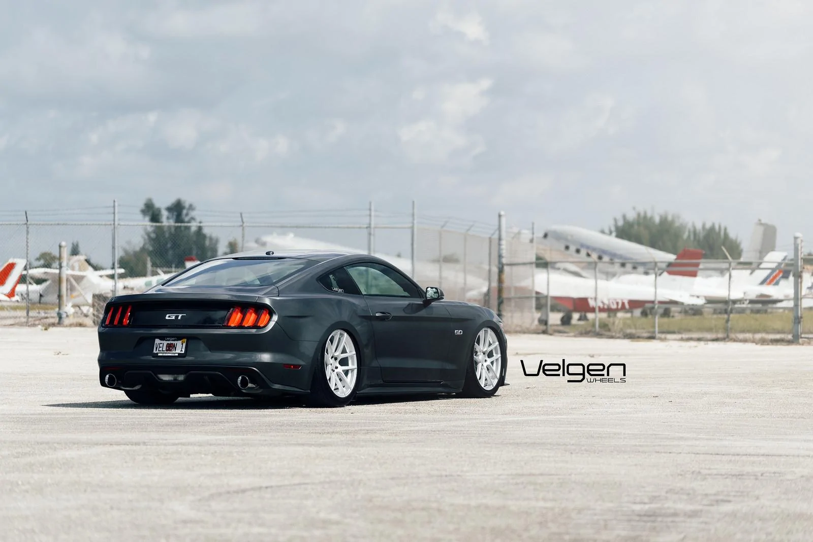 Bagged-S550-on-Velgen-Wheels-VMB5-8.webp