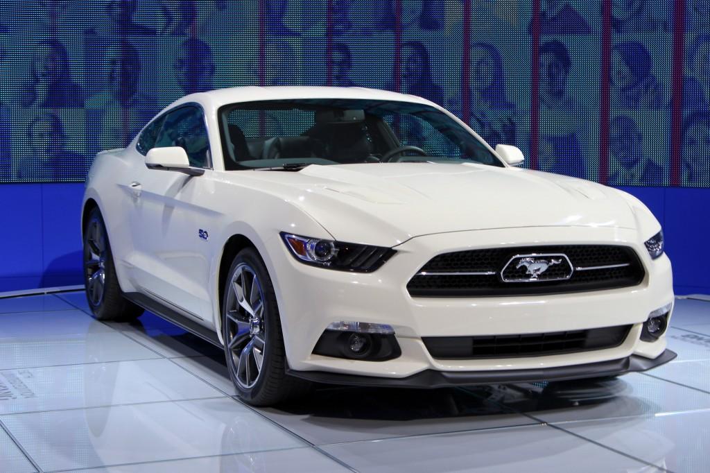 2015-ford-mustang-50-year-limited-edition-2014-new-york-auto-show_100464203_l.jpg