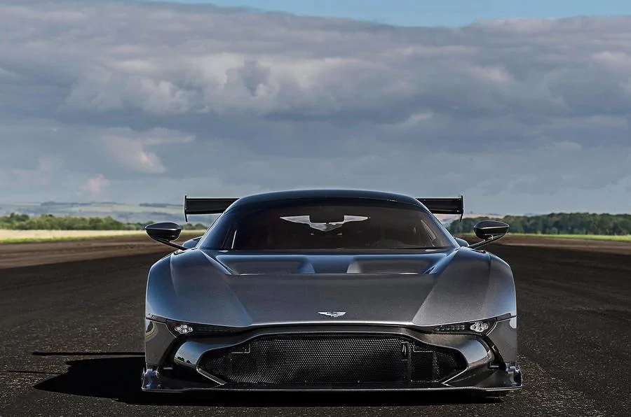aston-martin-vulcan_0.webp