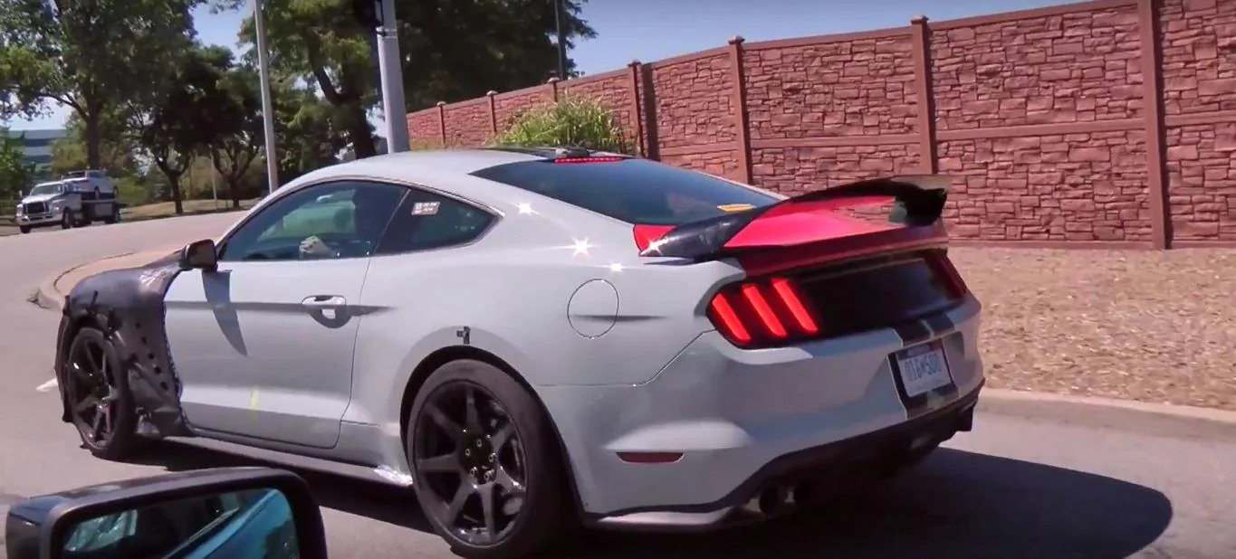 2018-shelby-gt500-mustang-prototype-soundcheck-110253_1.webp