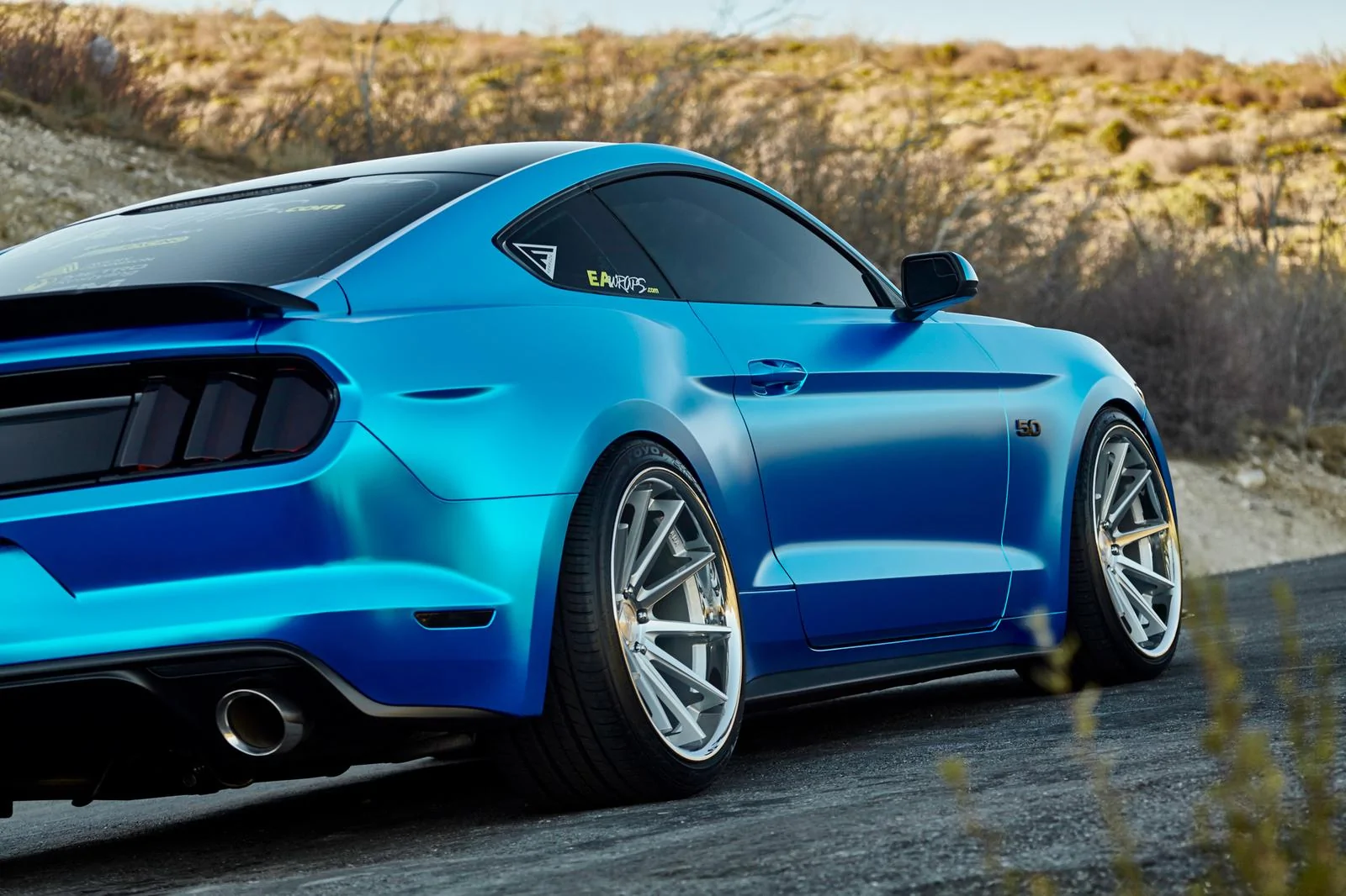 Ferrada-Wheels-2016-Matte-Chrome-Blue-Mustang-Machine-Silver-FR4-Wheels-3-of-8.webp