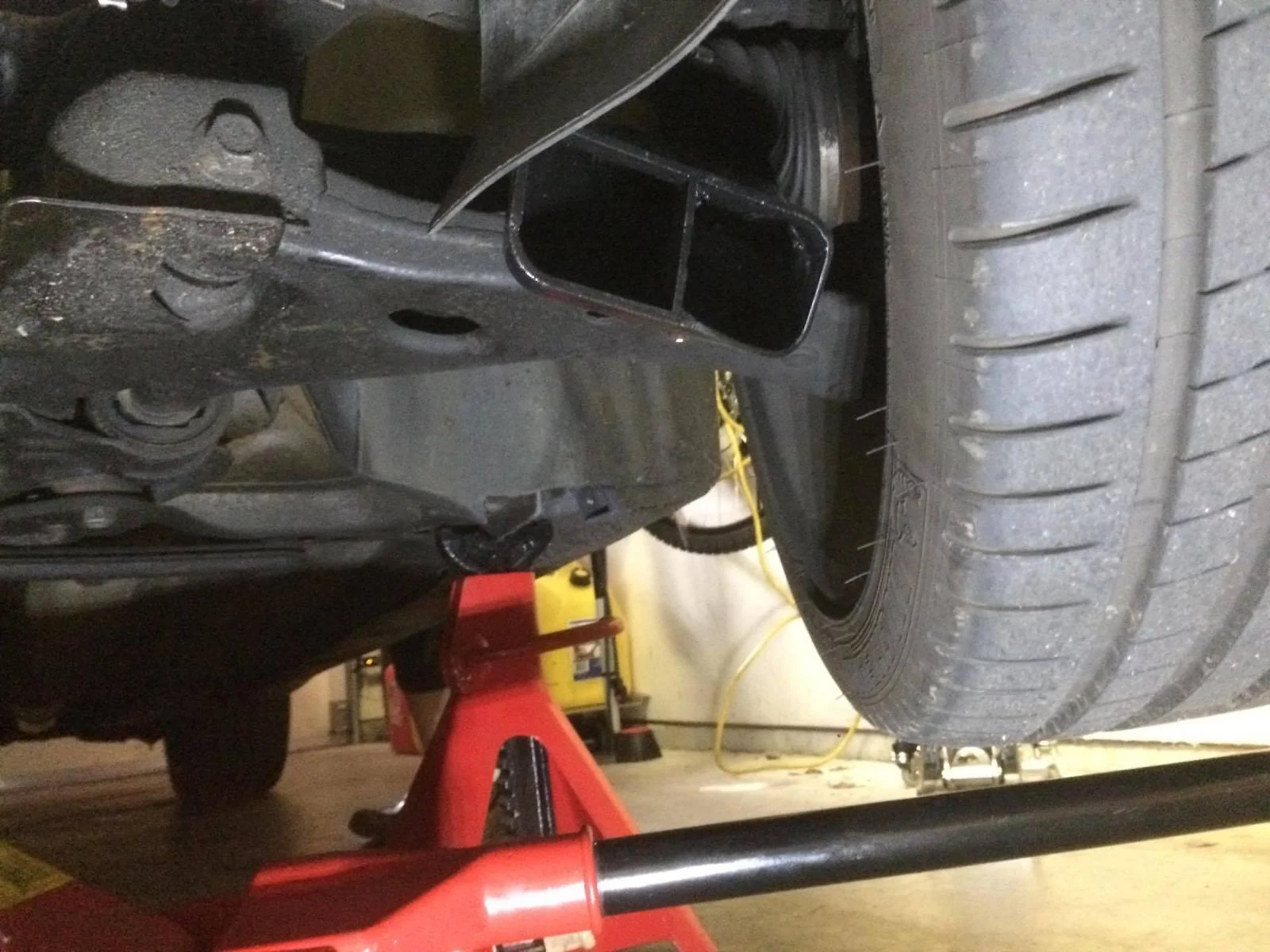 velossatech-brakecooling-focust-st-stage1-R18.webp