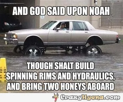big-flood-car-giant-rims-hydraulics-picture.webp