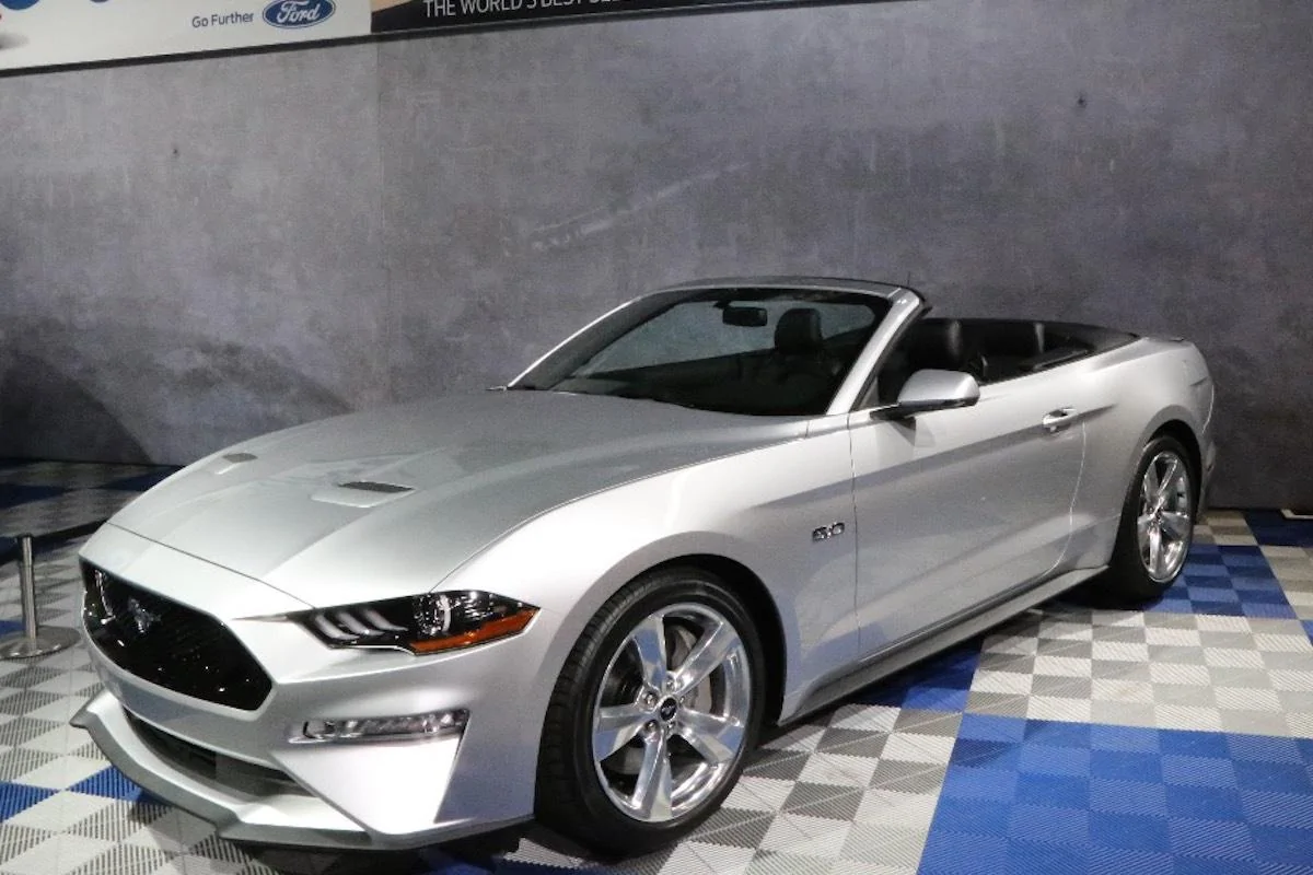 2018-Mustang-GT-Convertible-Impression-237.webp