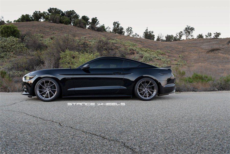 SHADOW-BLACK-FORD-MUSTANG-GT-S550-STANCE-SF01-DIRECTIONAL-BRUSHED-TITANIUM-CONCAVE-WHEELS.jpg