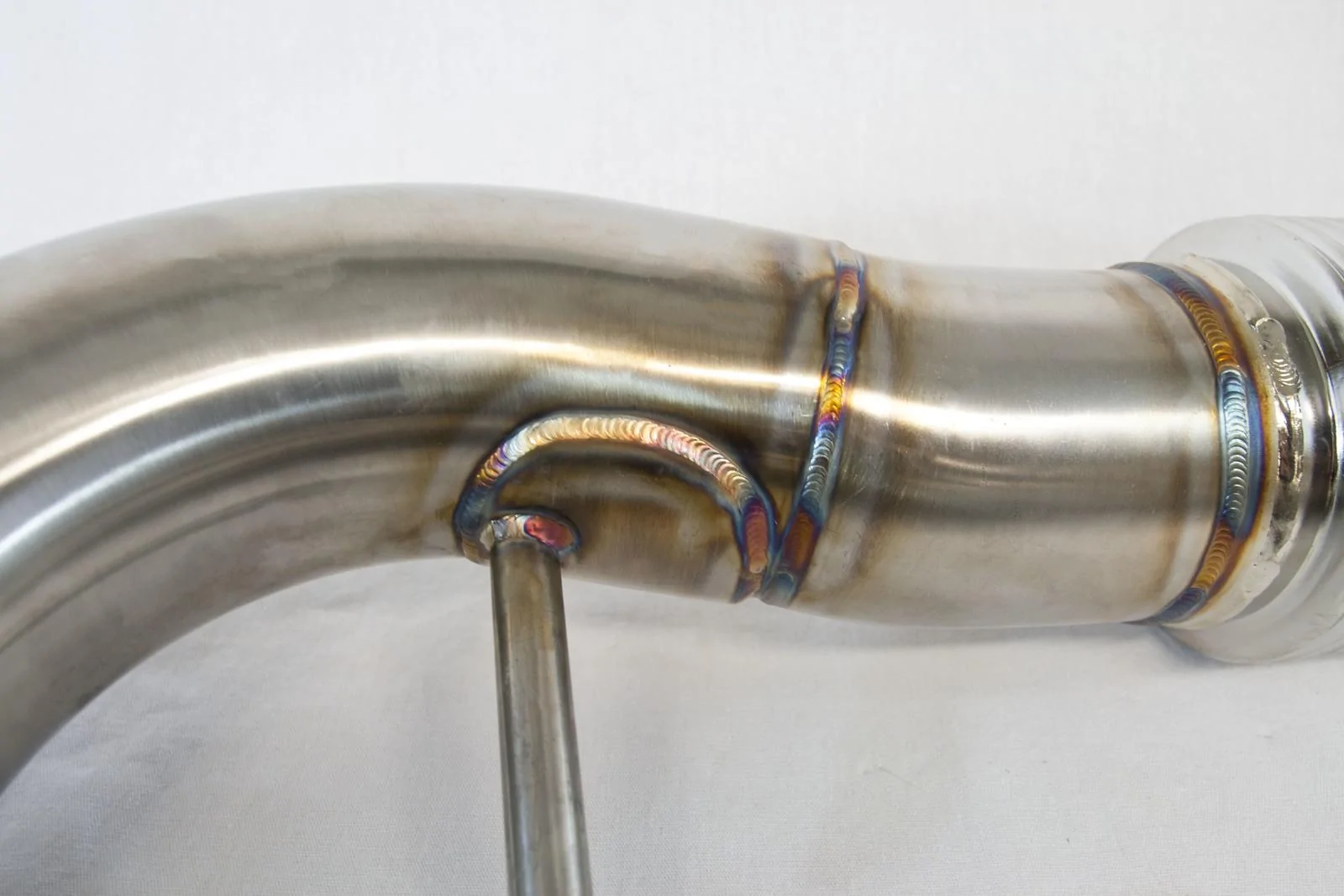 GTT350-Downpipe-Closeup.webp