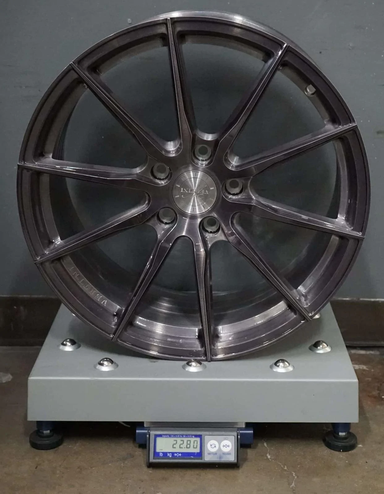 vertini-rf1.1-brushed-titanium-rotory-forged-lightweight-concave-wheels.webp