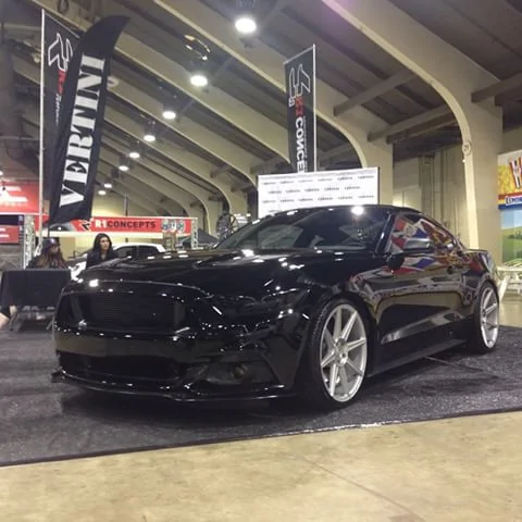 shadow-black-ford-mustang-gt-vertini-toscani-concave-wheels.webp