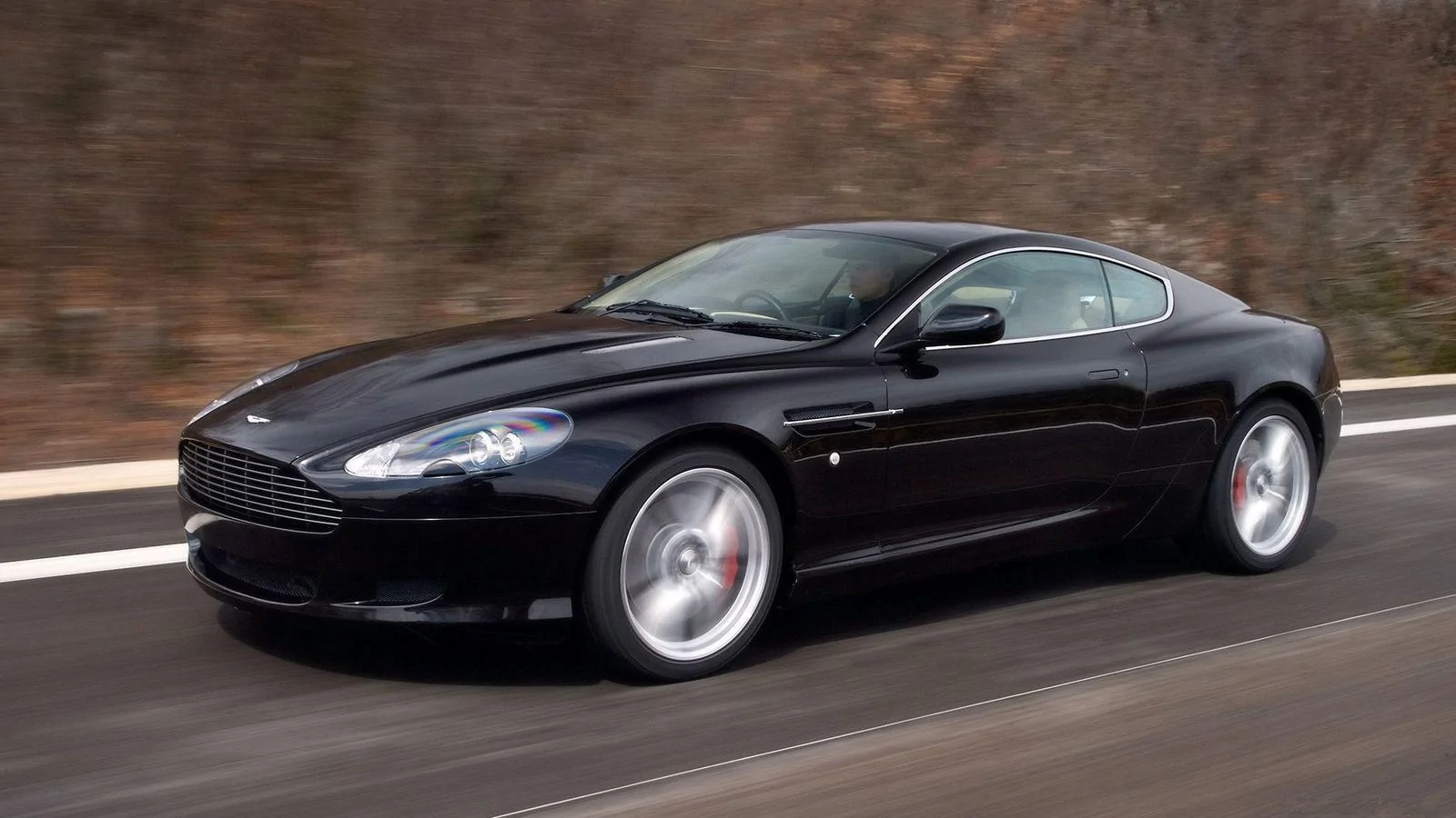 aston-martin-db9_199.webp