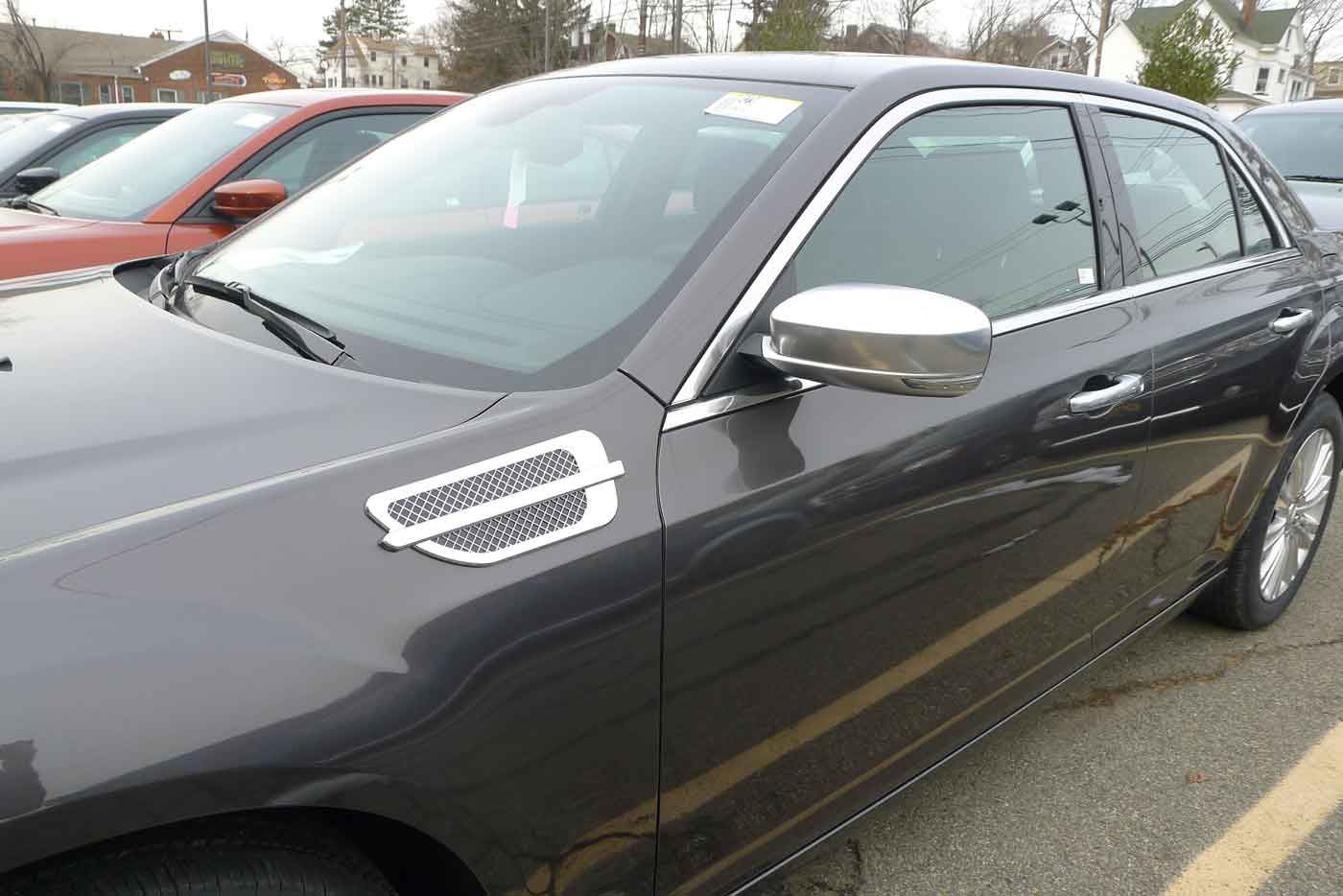 2011-2012-2013-Chrysler-300-chrome-fender-vents-port-holes-trim.jpg